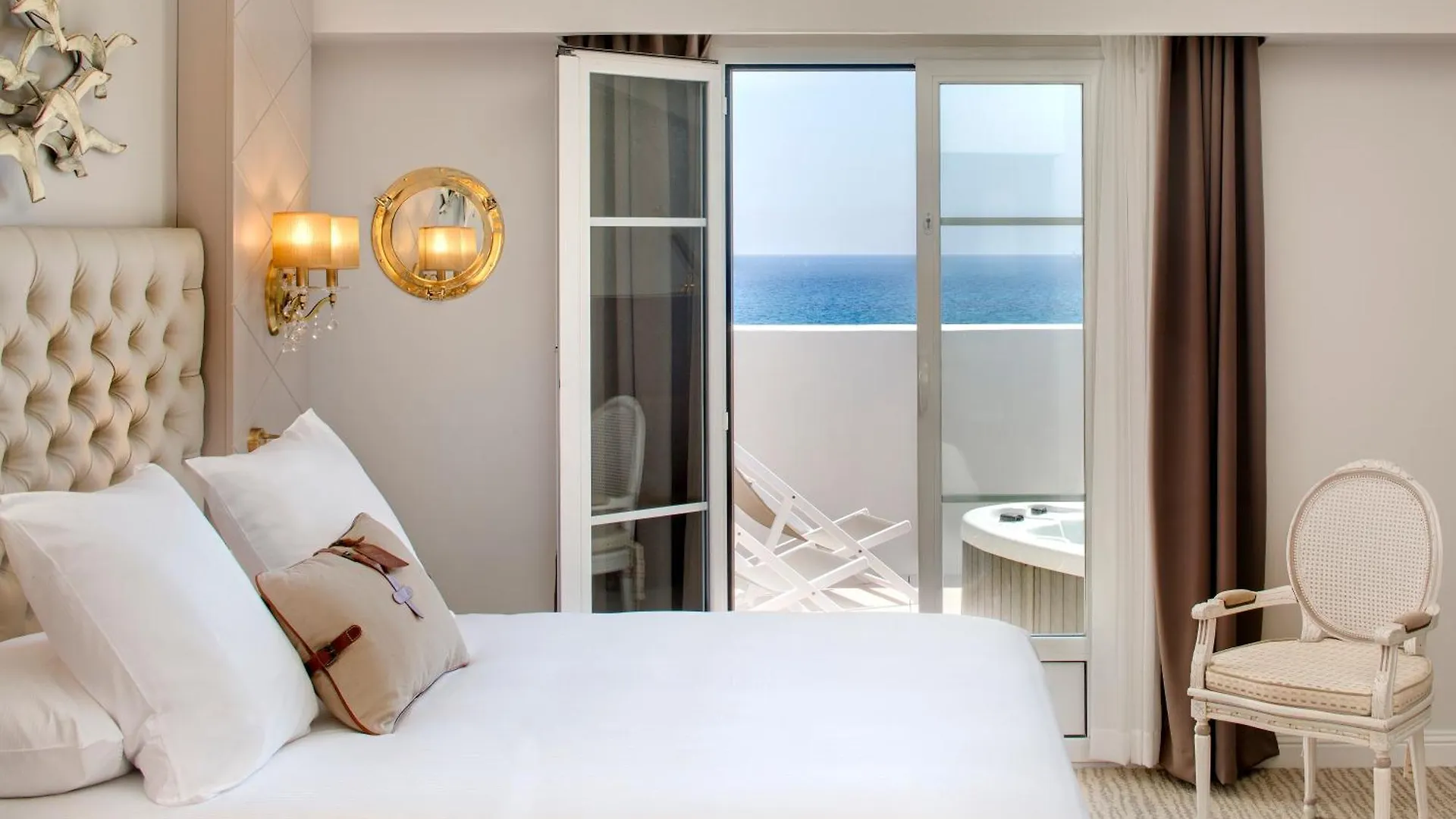 Grand Hotel Des Sablettes Plage, Curio Collection By Hilton La Seyne-sur-Mer