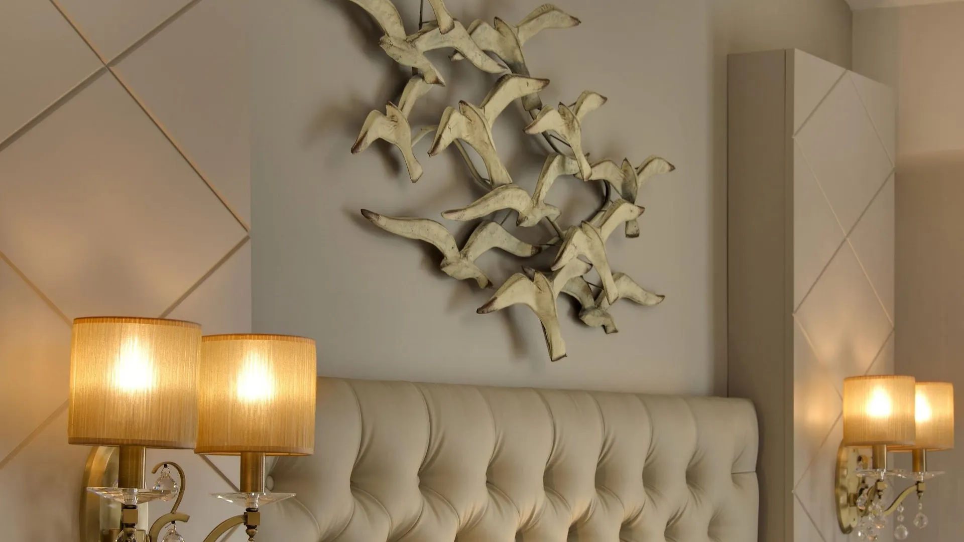 Grand Hotel Des Sablettes Plage, Curio Collection By Hilton La Seyne-sur-Mer 4*,