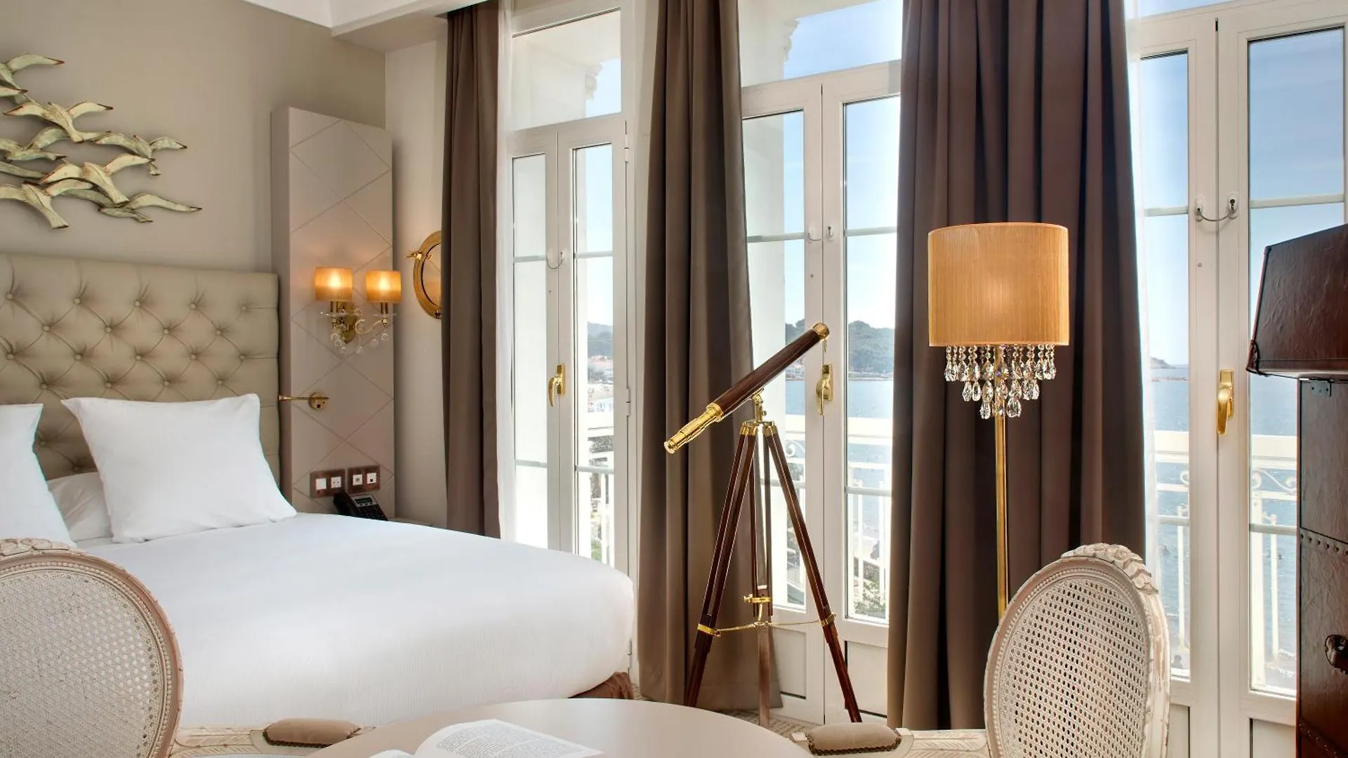 Grand Hotel Des Sablettes Plage, Curio Collection By Hilton La Seyne-sur-Mer